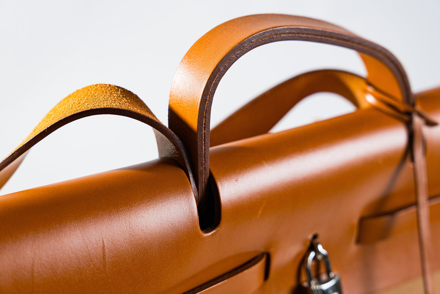 HERMES HER BAG Military Toile Vache Hunter Herbag Cabine Zip 50 Chai Fauve
