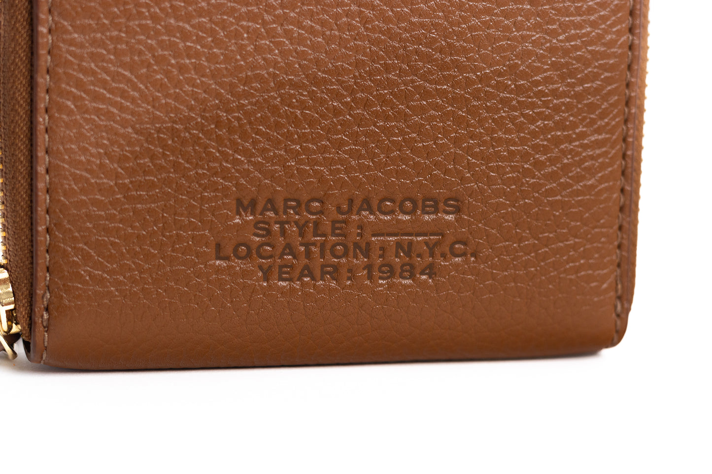 Marc Jacobs The Zip Around Wallet