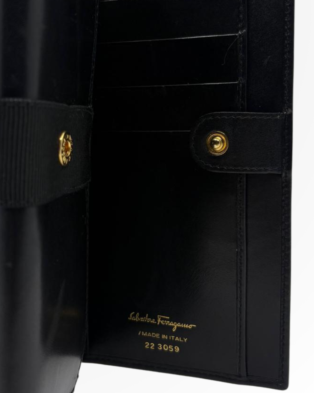Salvatore Ferragamo Vara Long Wallet