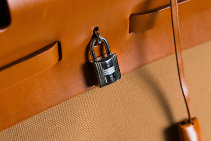 HERMES HER BAG Military Toile Vache Hunter Herbag Cabine Zip 50 Chai Fauve