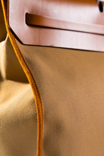 HERMES HER BAG Military Toile Vache Hunter Herbag Cabine Zip 50 Chai Fauve