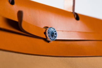 HERMES HER BAG Military Toile Vache Hunter Herbag Cabine Zip 50 Chai Fauve