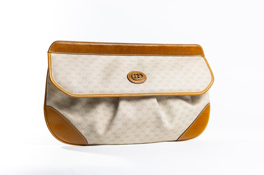 GUCCI CLUTCH Interlocking G Clutch Vintage - From the Late 1980's - Early 1990's Collection -
