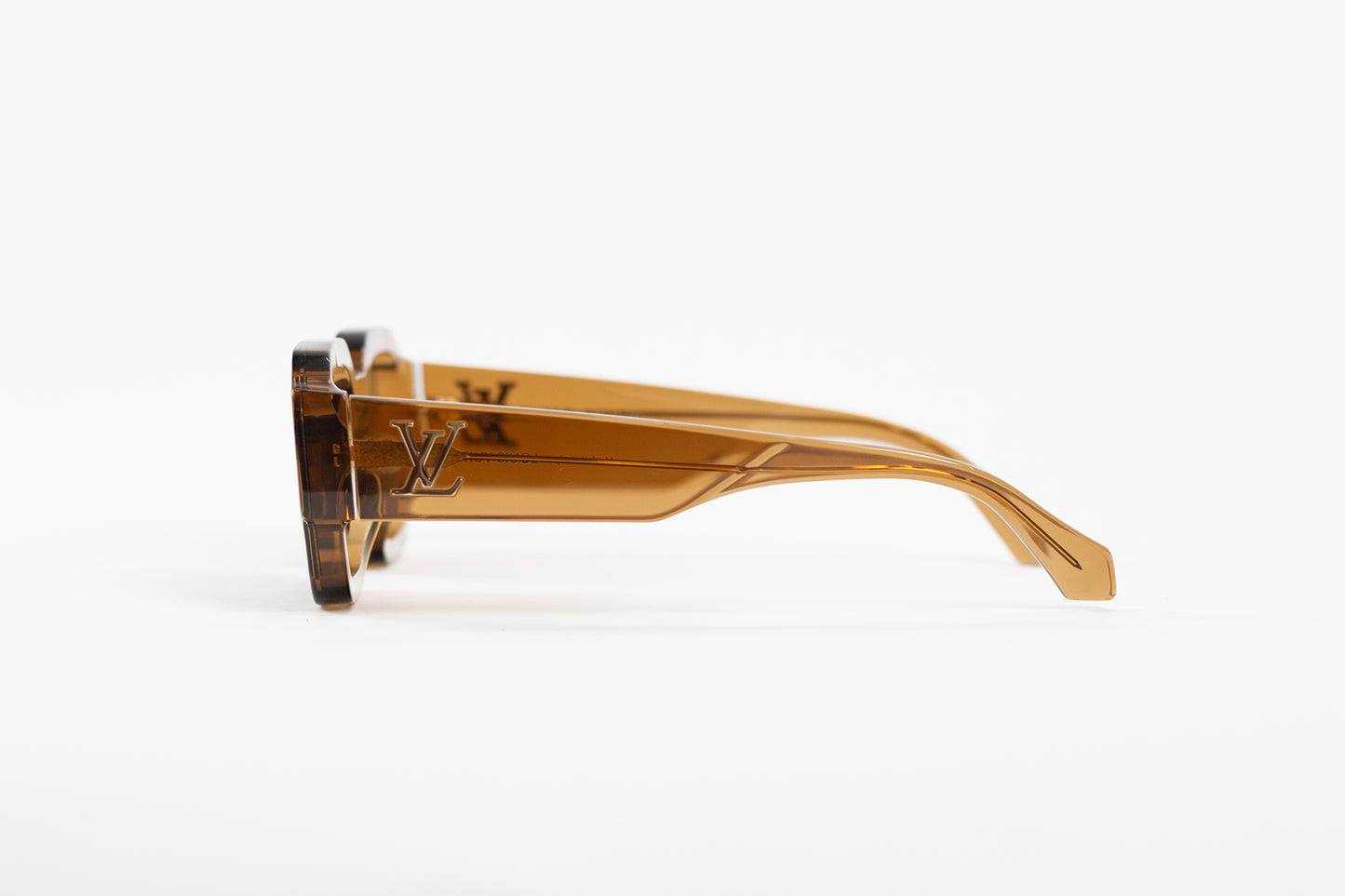 Louis Vuitton Clash Round Square Sunglasses