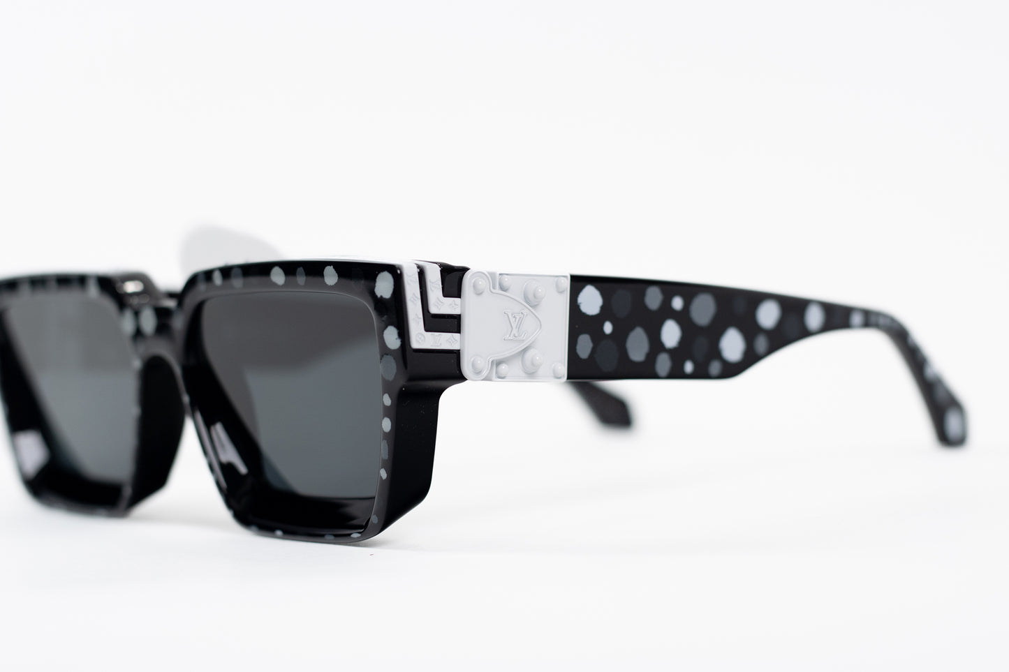 Louis Vuitton Millionaire Sunglasses (Collectors Edition)