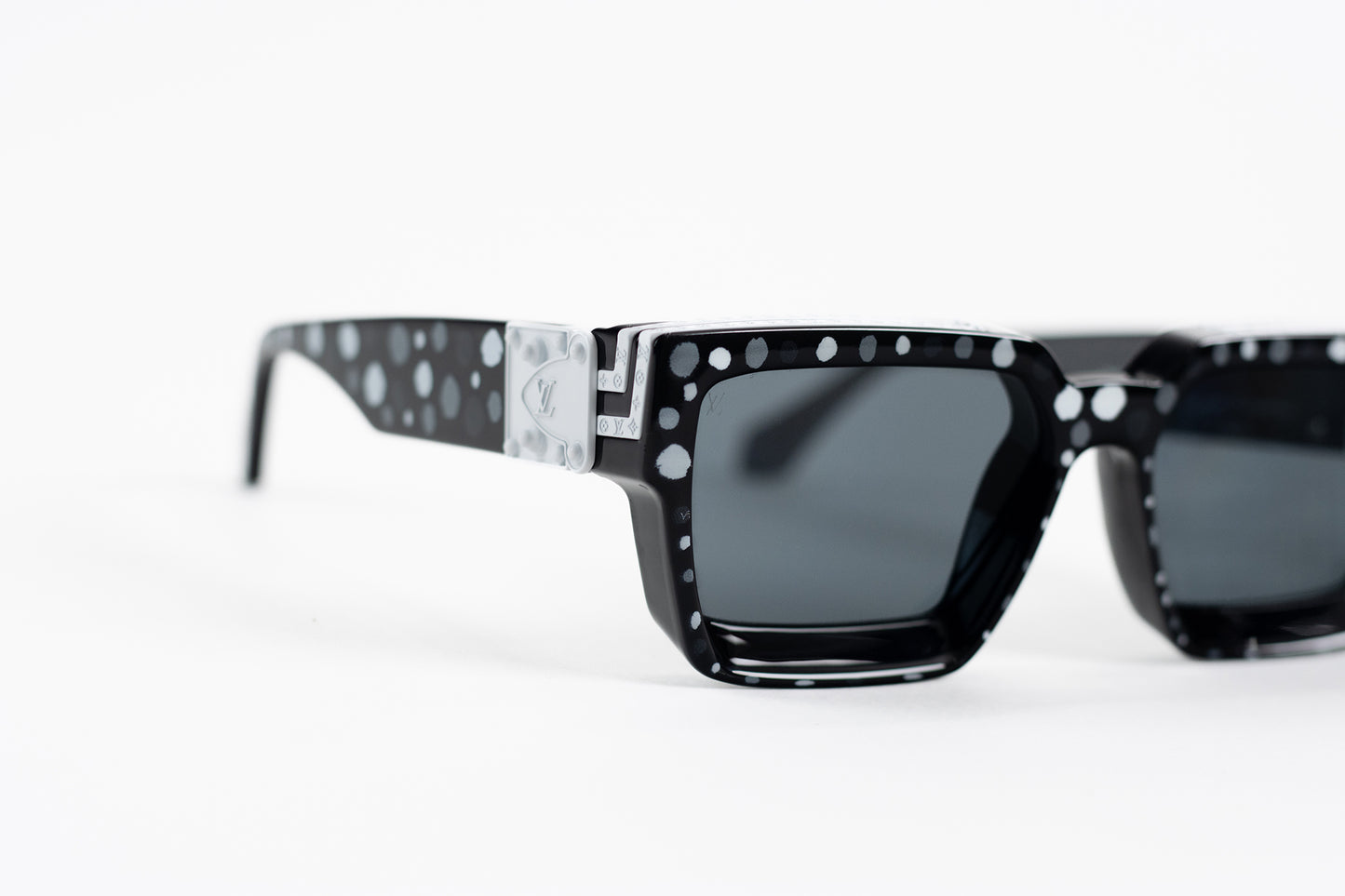 Louis Vuitton Millionaire Sunglasses (Collectors Edition)