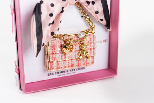 PIPER - K Glitter Keychain