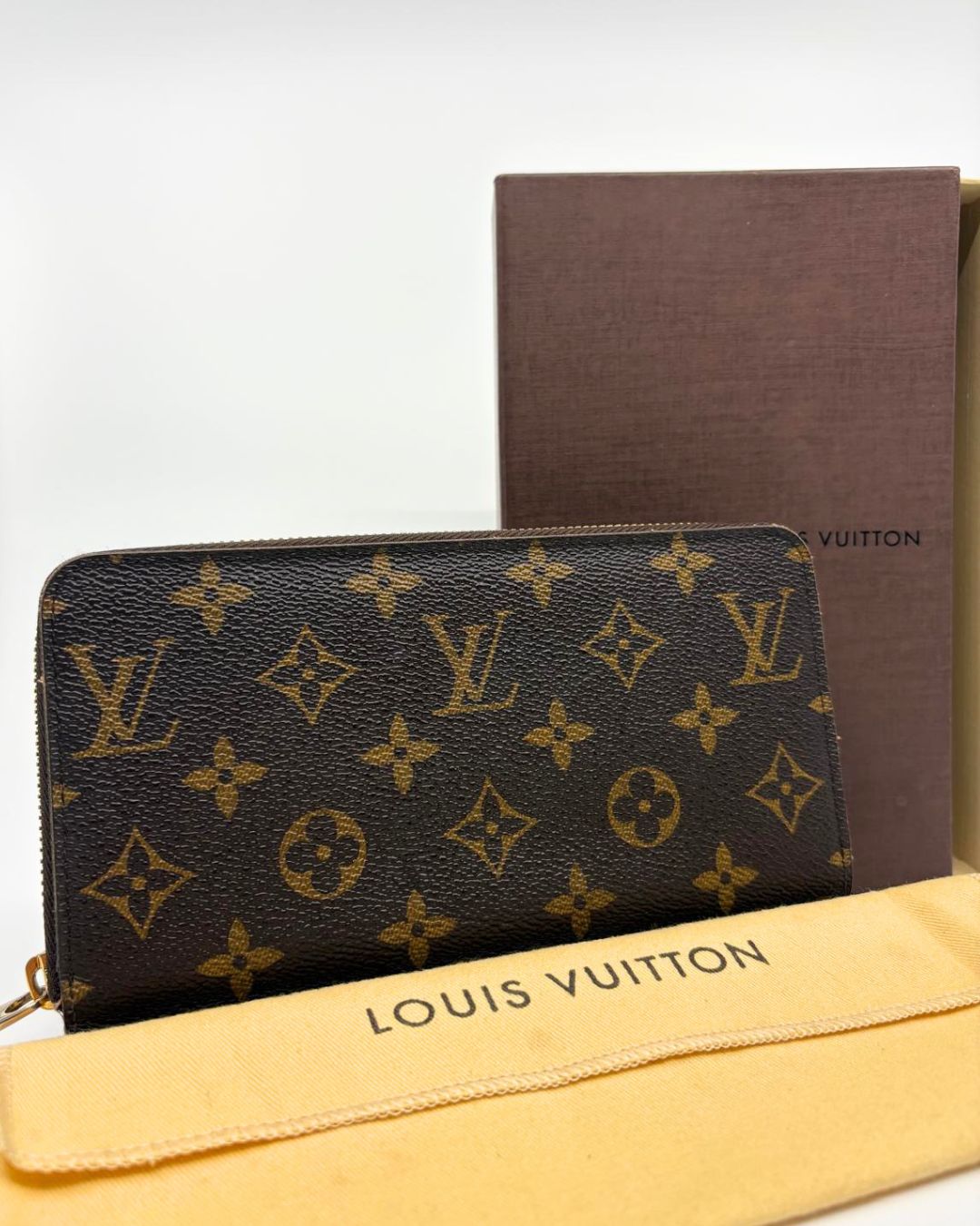Louis Vuitton Traditional Monogram Wallet
