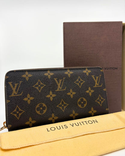 Louis Vuitton Traditional Monogram Wallet
