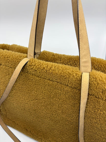Jacquemus “Le Cabas Neve” Shearling Tote